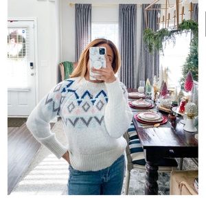 Target a new day white sweater